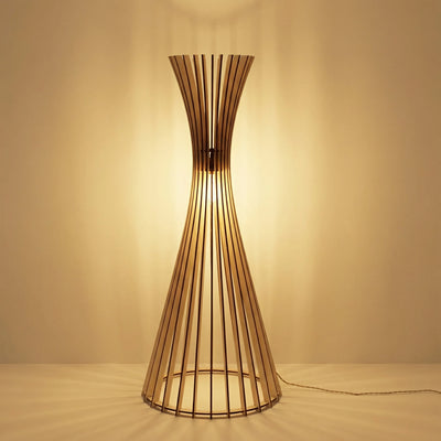 TIPI teinté Chêne | Lampadaire