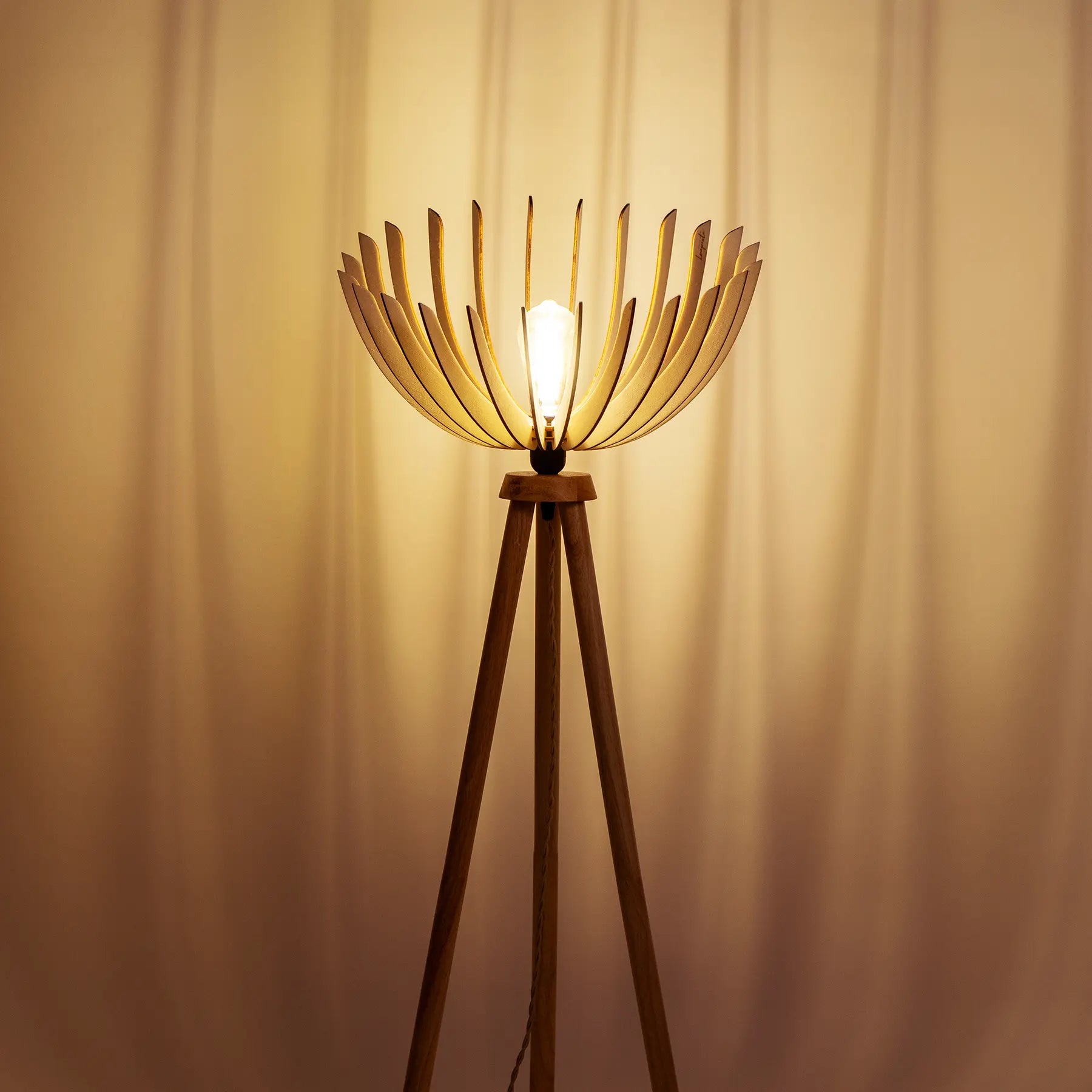 Athéna | Stehlampe - Atelier Loupiote | Handgefertigte französische Lampen