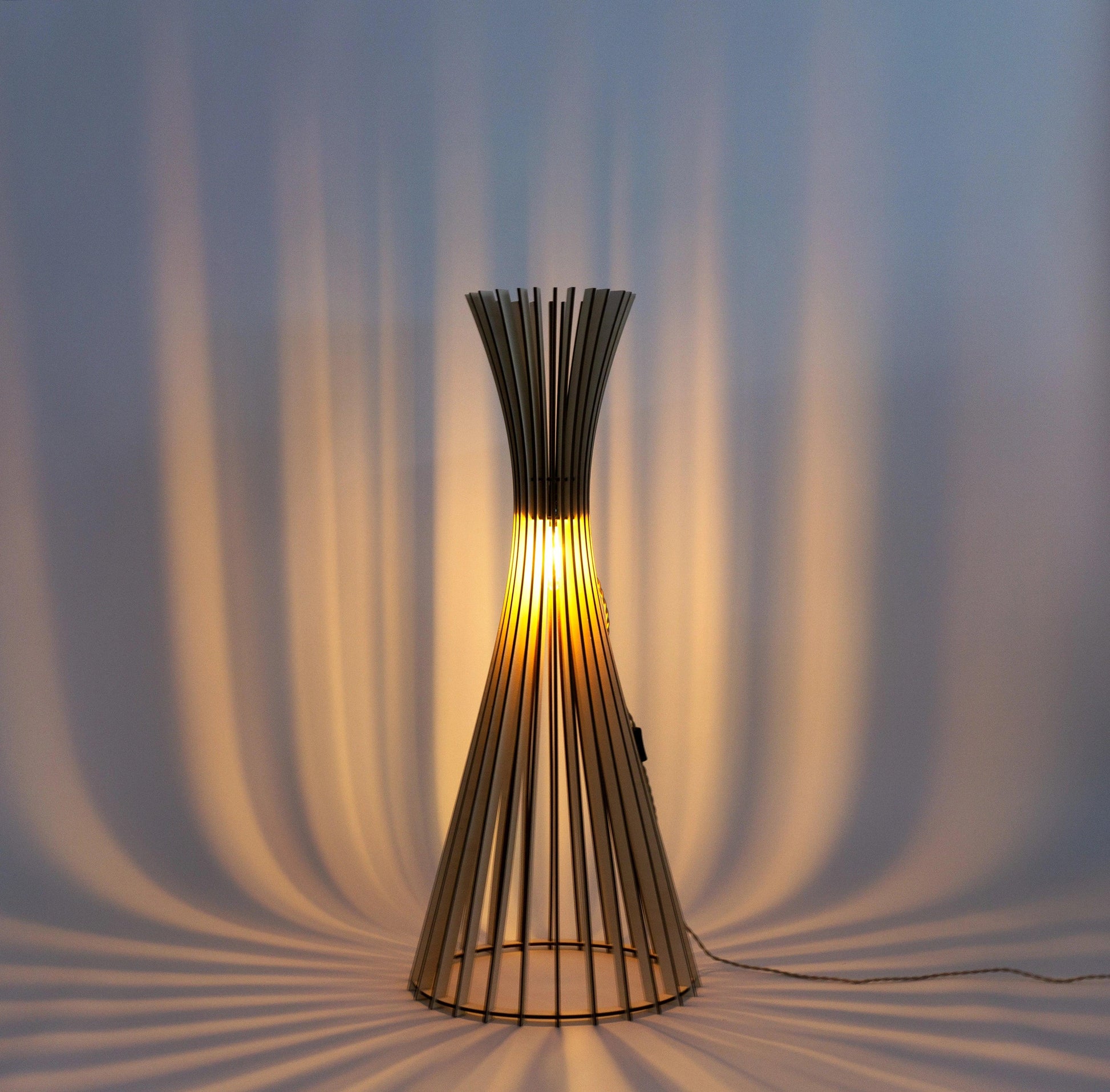 TIPI | Lampadaire - Atelier Loupiote | Lampes artisanales françaises